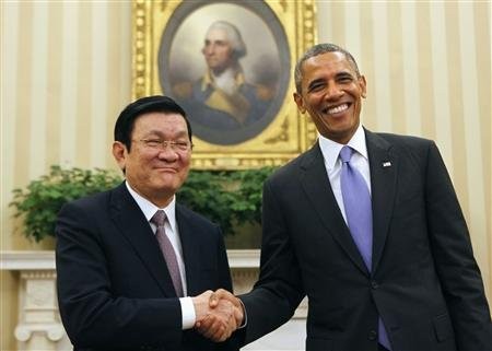 Ngày 25 tháng 7 năm 2013, Chủ tịch nước Việt Nam Trương Tấn Sang có cuộc hội đàm với Tổng thống Mỹ Barack Obama tại Nhà Trắng, hai nước thiết lập quan hệ đối tác toàn diện.(ảnh do báo Nhân Dân của TQ đăng tải)